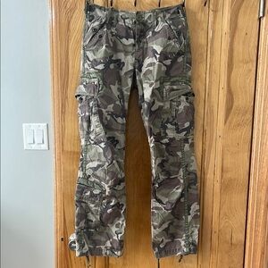 Abercrombie & Fitch Vintage Cargo Pants Camo